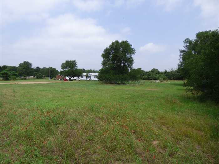 photo 1: 128 E Clearview Cemetery Road, Bastrop TX 78602