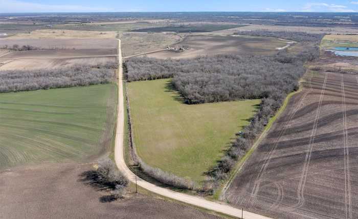 photo 1: 2401 County Road 430 b, Thorndale TX 76577