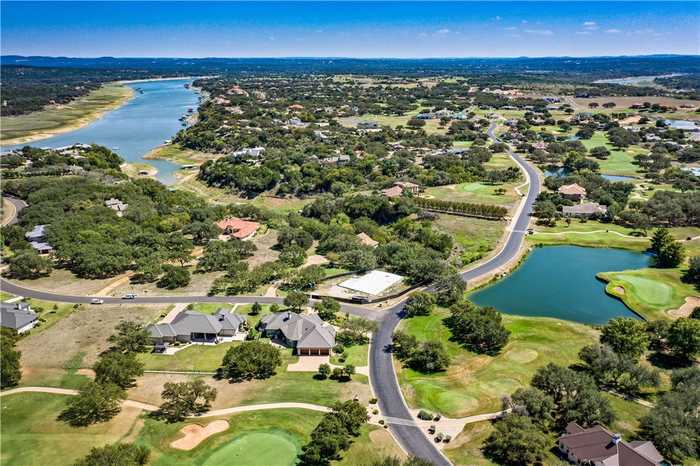 photo 2: 2405 Sailboat Pass, Spicewood TX 78669