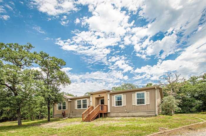 photo 2: 519 Pine Canyon Drive, Smithville TX 78957