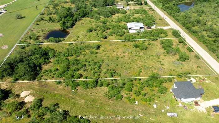 photo 10: 1703 Plant Road, Luling TX 78648