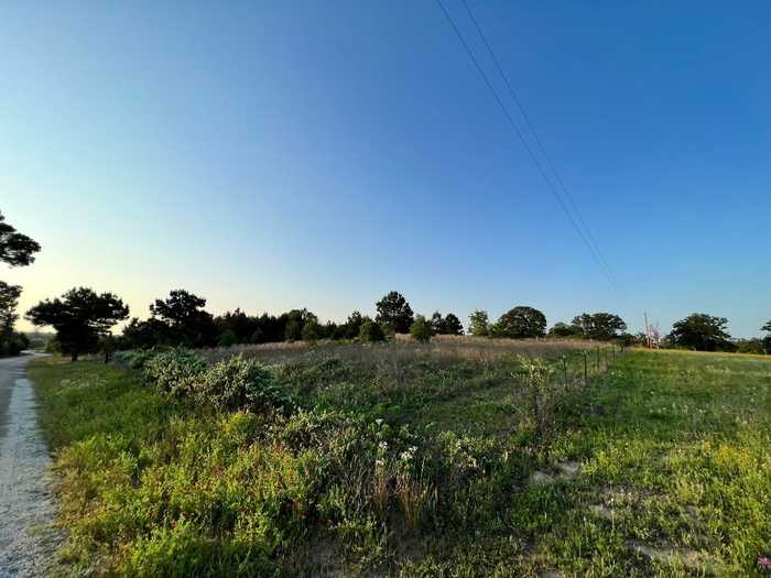 photo 1: Lot 27 Kinsey Rd, Paige TX 78659