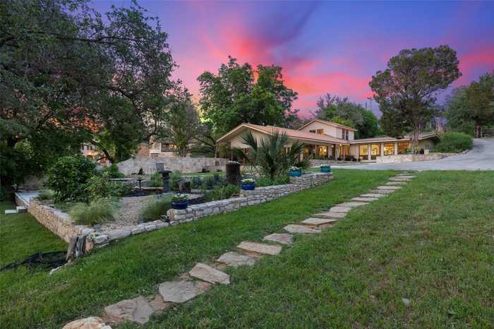 photo 2: 16827 S Ridge Lane, Austin TX 78734