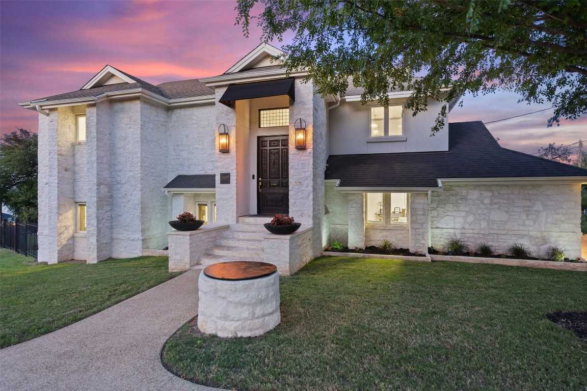 photo 3: 2449 Crosswind Drive, Spicewood TX 78669