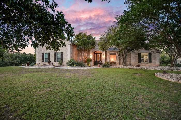 photo 2: 700 Wesley Ridge Drive, Spicewood TX 78669