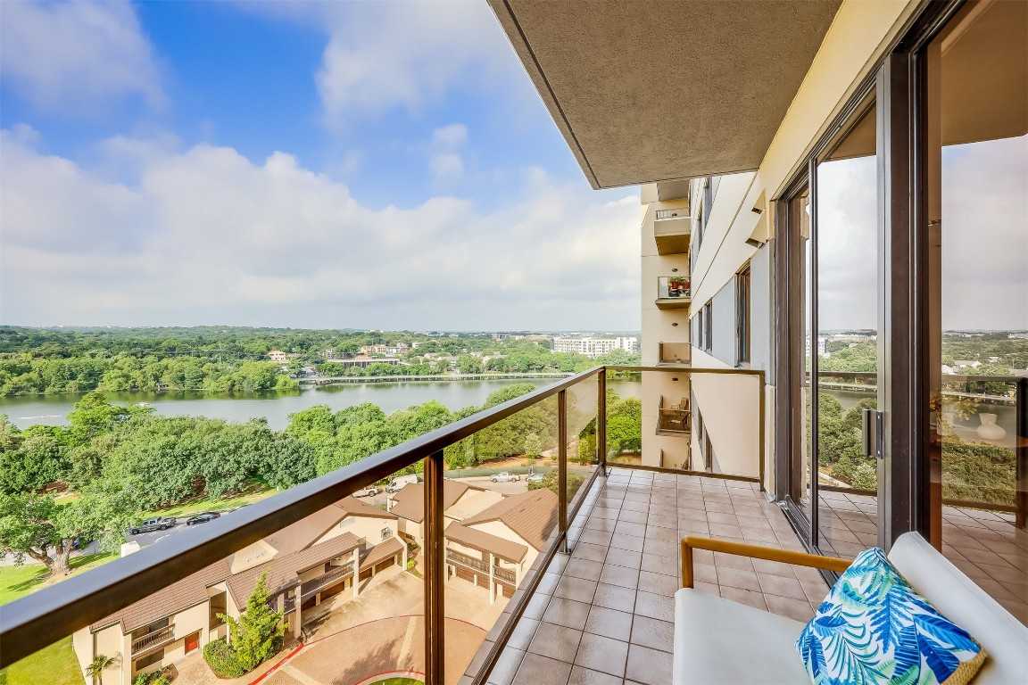 photo 1: 40 N Interstate 35 Unit 10B1, Austin TX 78701