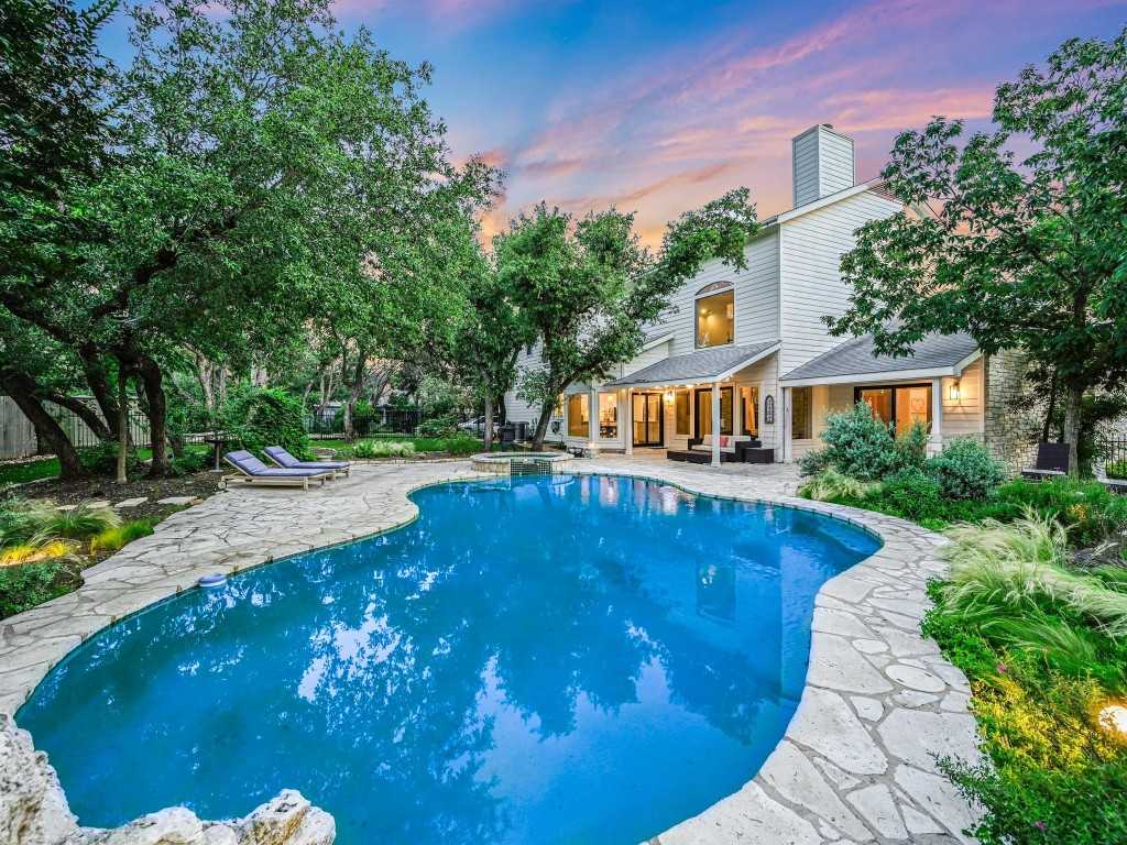 photo 3: 8600 Bell Mountain Drive, Austin TX 78730