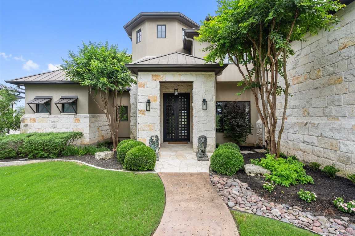 photo 3: 8725 Calera Drive, Austin TX 78735