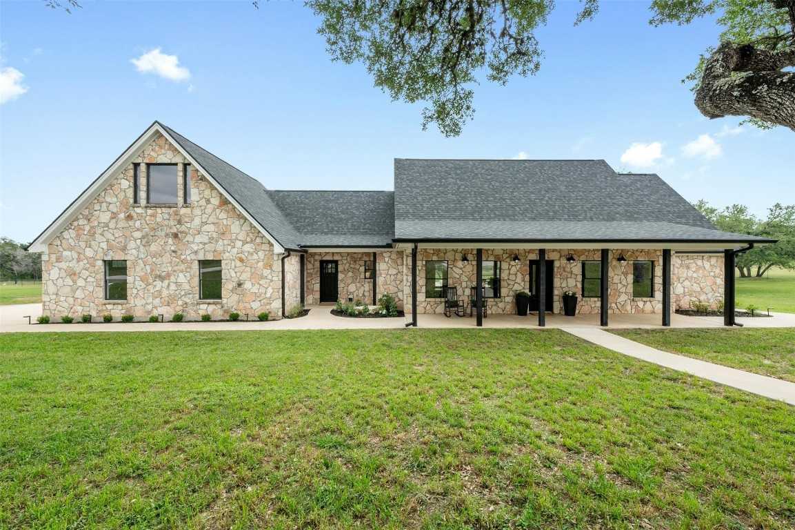 photo 3: 333 Stallion Lane, Dripping Springs TX 78620