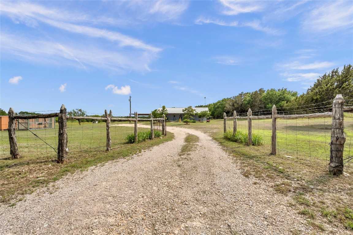 photo 3: 1501 County Road 103, Lampasas TX 76550