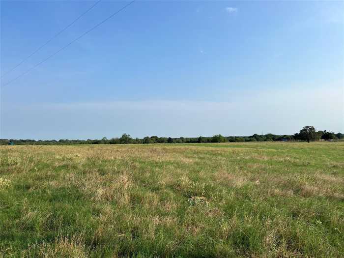 photo 1: 5912 Tenney Creek Road, Luling TX 78648