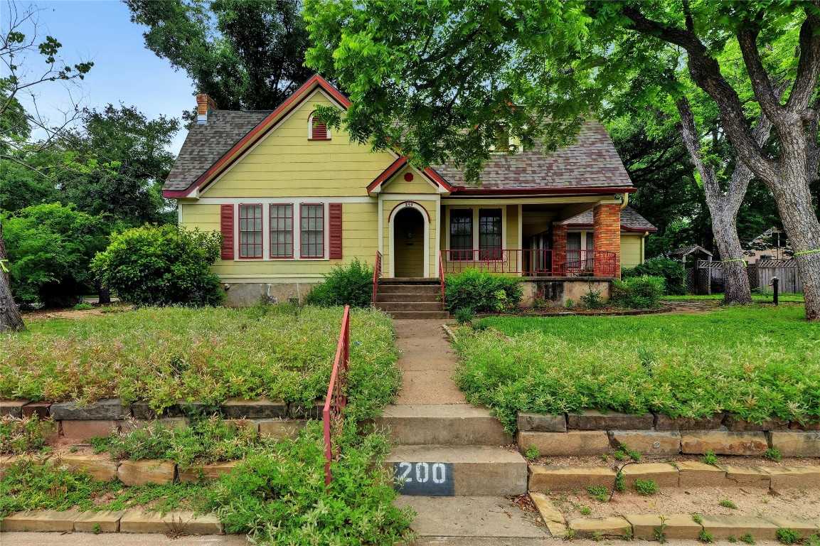 photo 3: 200 E 46th Street, Austin TX 78751