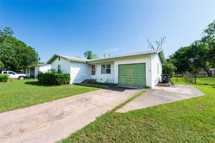 photo 1: 1106 Wilson Street, Luling TX 78648