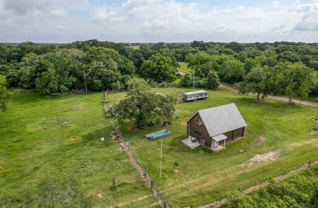 photo 3: 1820 SW South Old Smithville Road S, Flatonia TX 78941