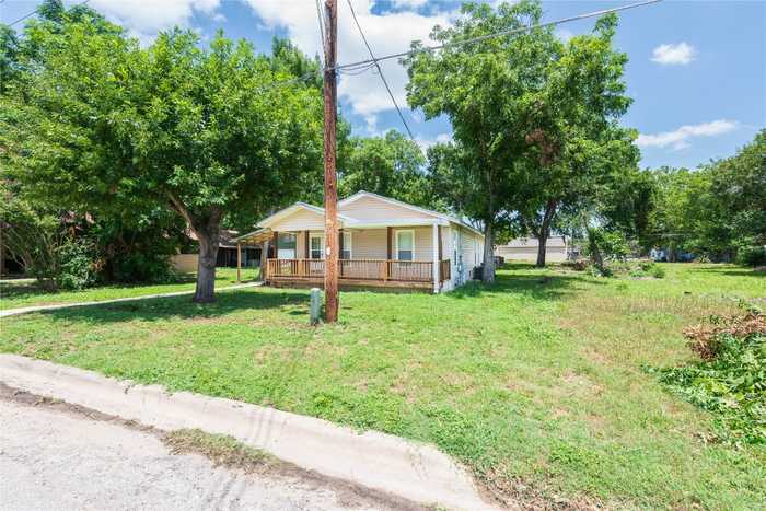 photo 30: 705 S Laurel Avenue, Luling TX 78648