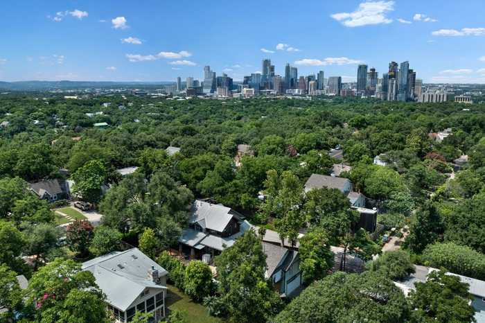 photo 2: 2001 Travis Heights Boulevard, Austin TX 78704