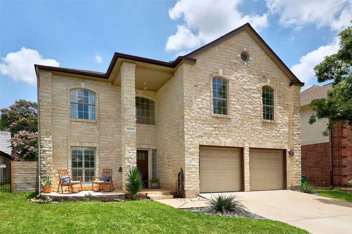 photo 2: 10925 Sierra Oaks, Austin TX 78759