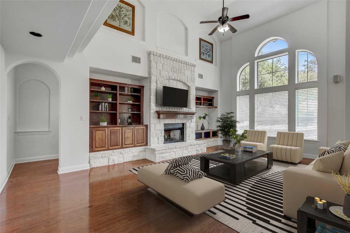 photo 1: 9811 Tree Bend Cove, Austin TX 78750