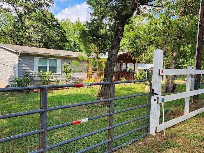 photo 2: 184 Arrowhead Drive, Smithville TX 78957