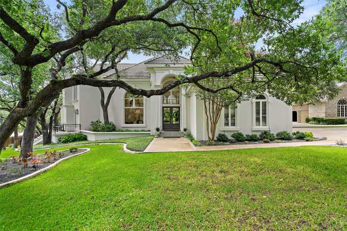 photo 2: 3801 Cassava Drive, Austin TX 78746