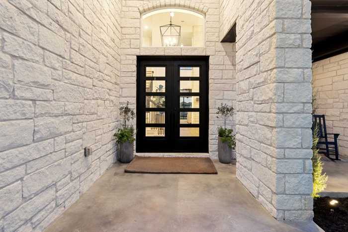 photo 2: 234 Abbeyville Walk, Lakeway TX 78738