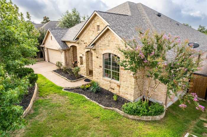 photo 2: 410 Torrington Drive, Austin TX 78737