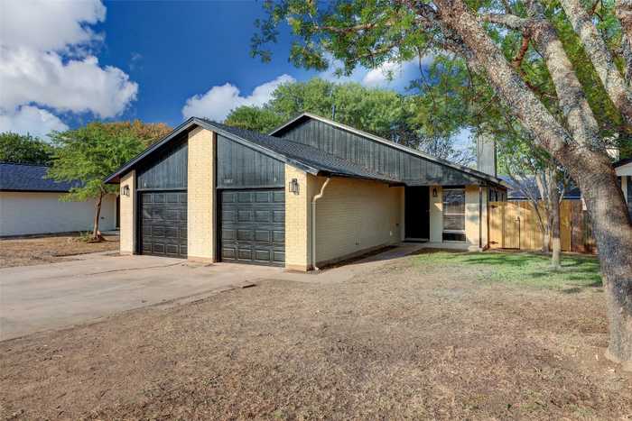 photo 1: 11411 PTARMIGAN Drive, Austin TX 78758