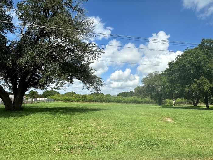 photo 3: tbd Avenue G, Lexington TX 78947