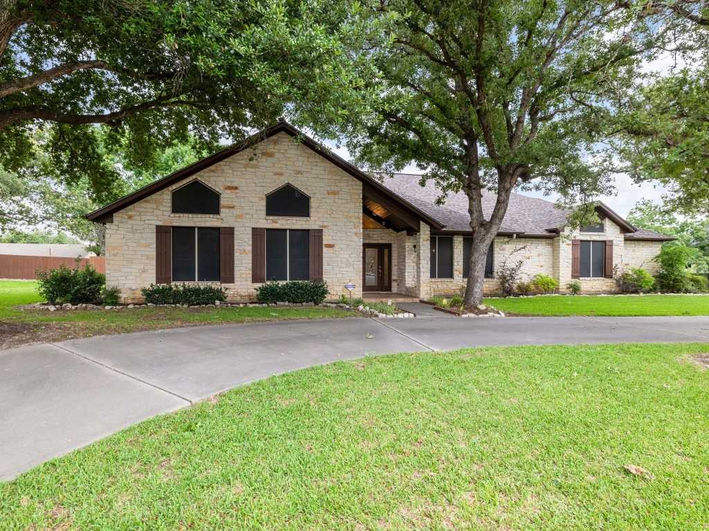 photo 1: 712 Middleton Street, Rockdale TX 76567