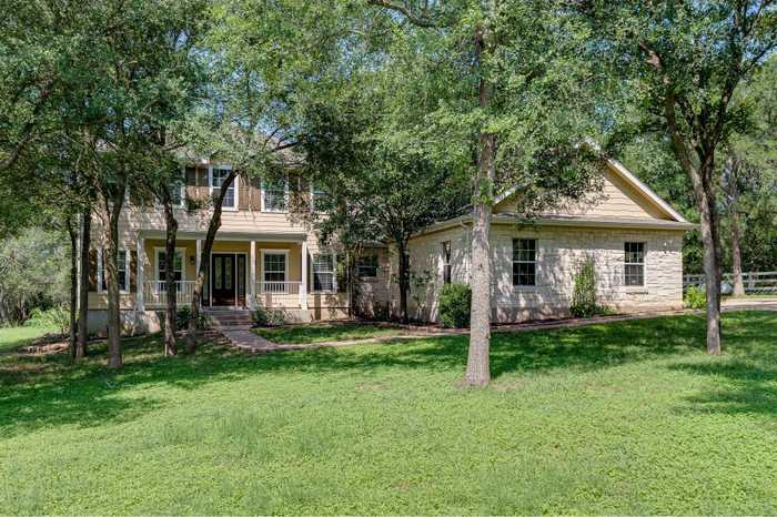 photo 1: 307 Colorado Drive, Cedar Creek TX 78612