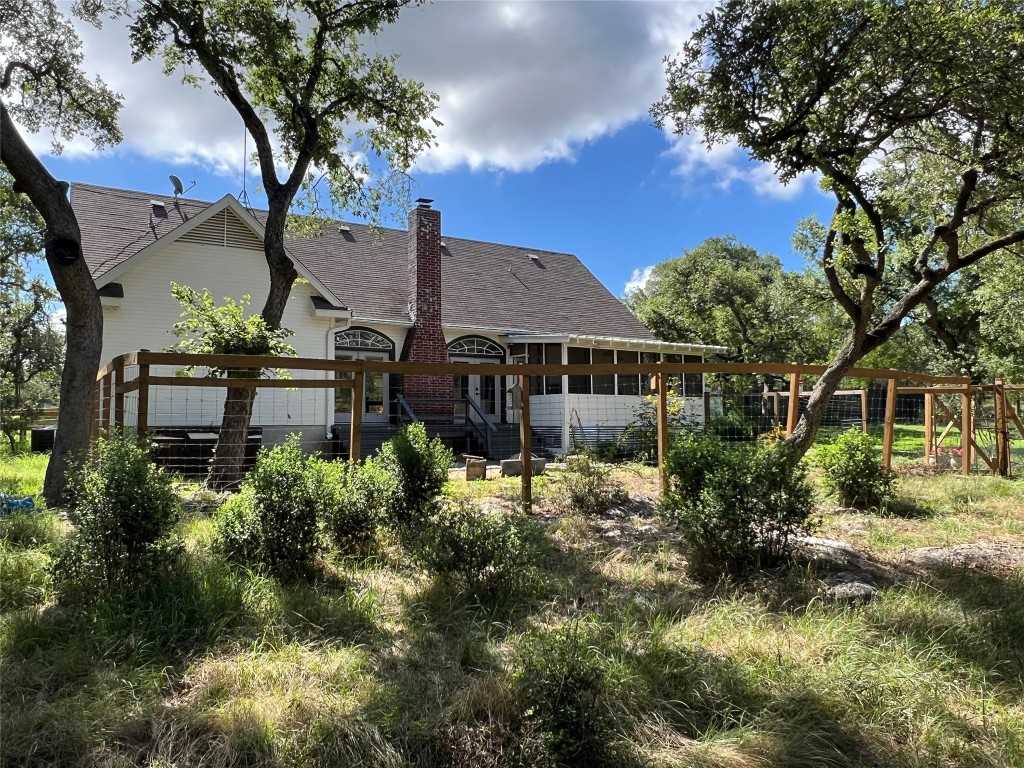 photo 2: 510 Camino De Rancho, Wimberley TX 78676