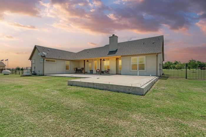 photo 2: 2200 Windy Ridge Road, Taylor TX 76574