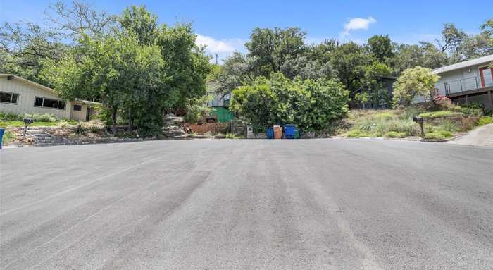 photo 1: 2400 Rockingham Circle, Austin TX 78704