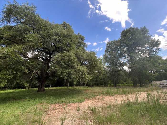 photo 1: 135 Powell Road, Smithville TX 78957