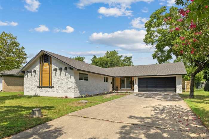 photo 1: 9004 W Pointer Lane, Austin TX 78758