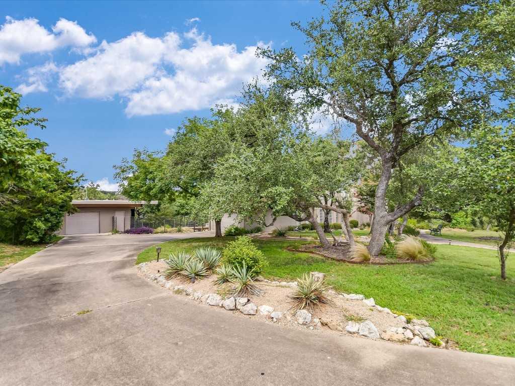 photo 3: 9104 Glenlake Drive, Austin TX 78730