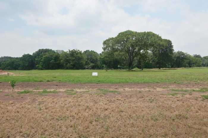 photo 1: Lot 19 Hydrangea Drive, Smithville TX 78957