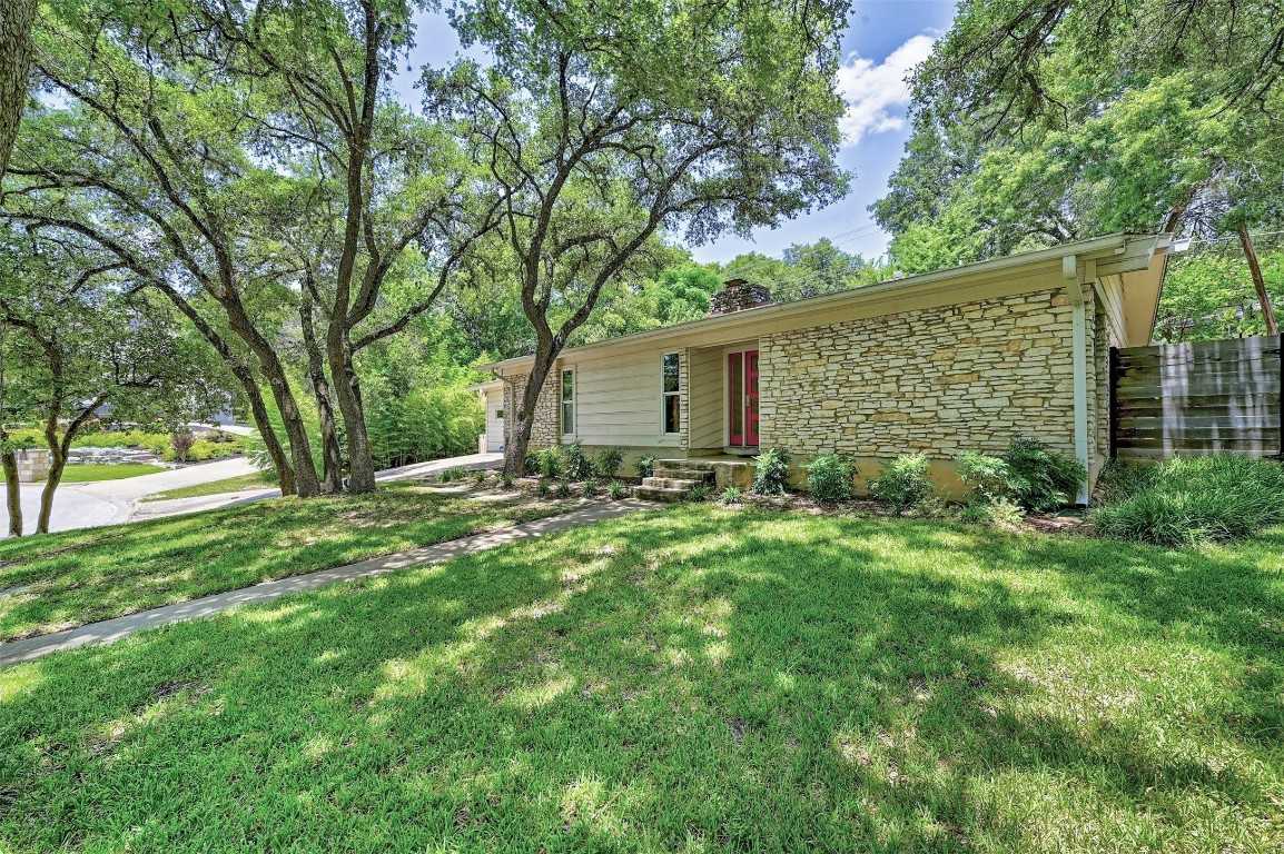 photo 2: 4905 Southcrest Drive, Austin TX 78746