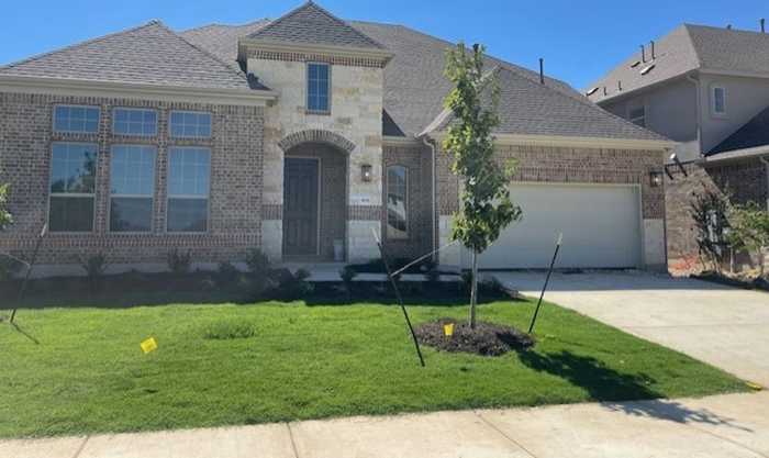 photo 1: 909 Sunny Ridge Drive, Leander TX 78641