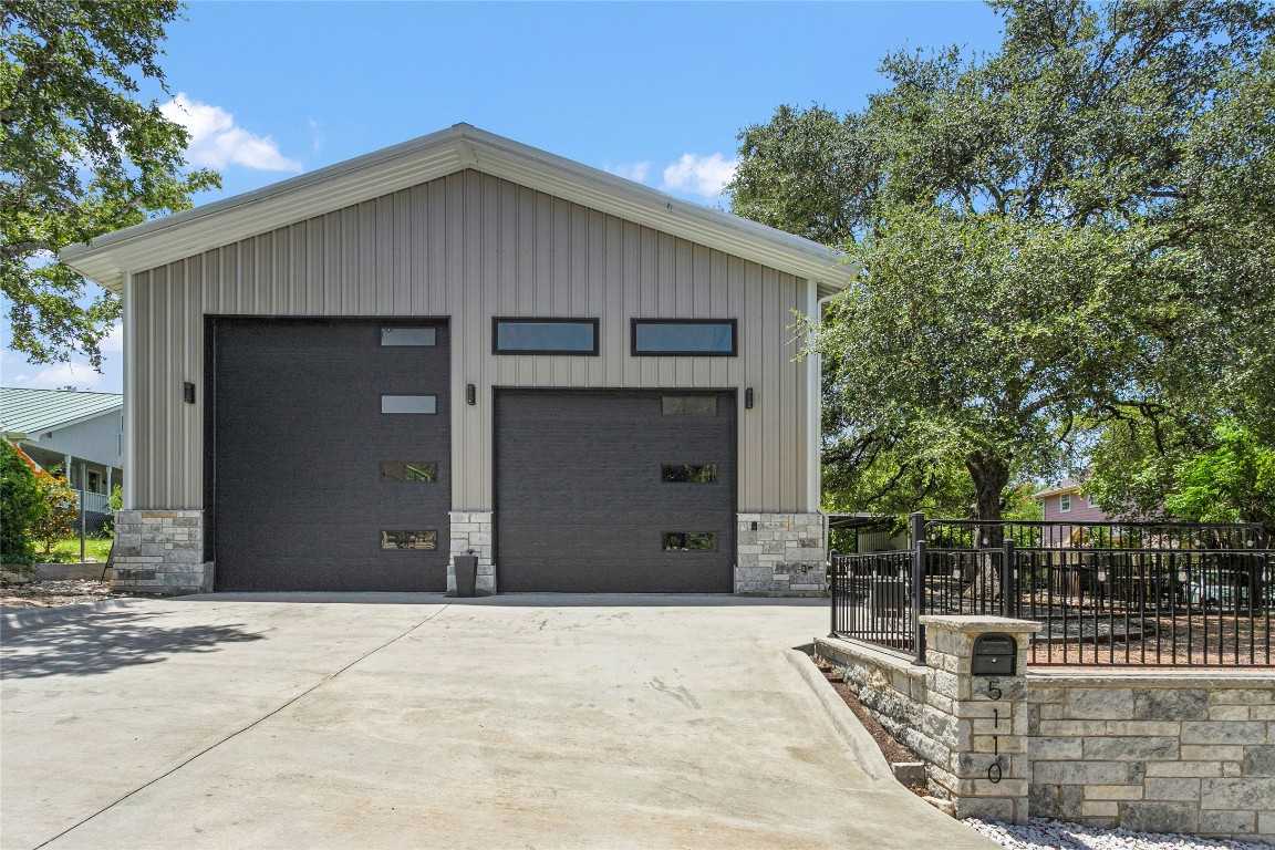 photo 3: 5110 Sioux Lane, Austin TX 78734