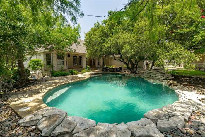 photo 1: 205 Bobbys Cove, Georgetown TX 78633