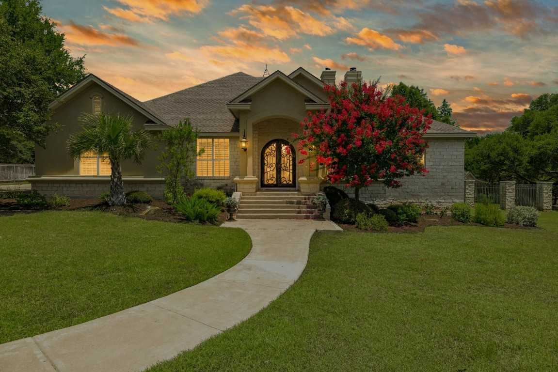 photo 2: 205 Bobbys Cove, Georgetown TX 78633