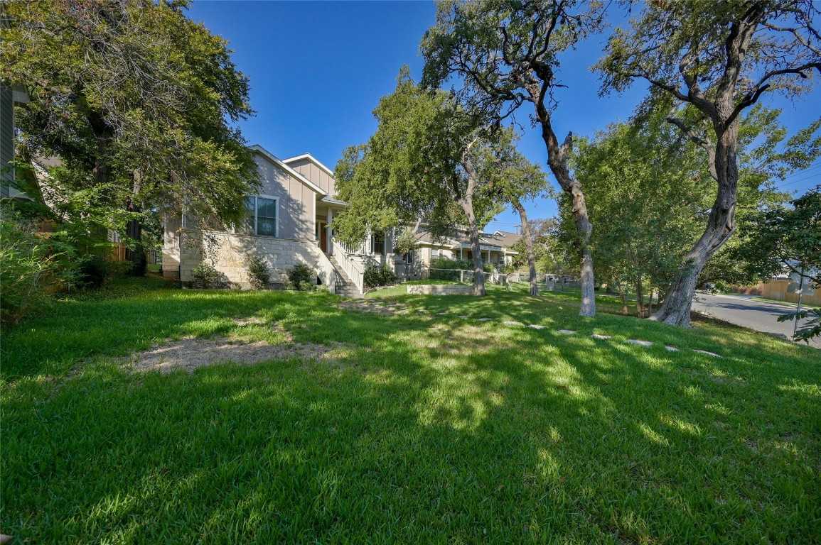 photo 2: 3822 Ridgelea Drive, Austin TX 78731