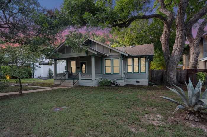 photo 1: 706 E Monroe Street, Austin TX 78704