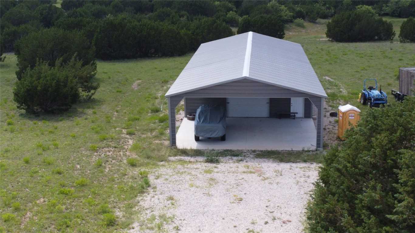 photo 3: 220 Rolling Hills Drive, Lampasas TX 76550