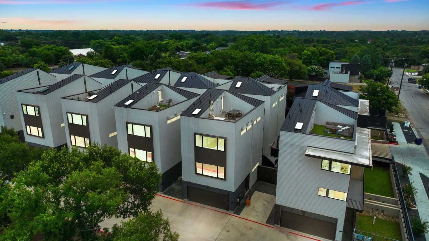 photo 2: 3406 E 17th Street Unit 2, Austin TX 78721