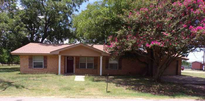 photo 1: 729 Yegua Drive, Lexington TX 78947