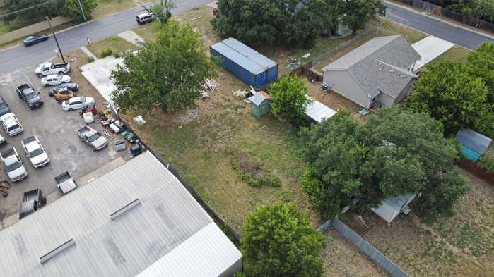 photo 1: 605 S Rhomberg Street, Burnet TX 78611