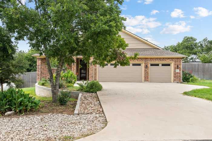 photo 1: 1004 Oakwood Drive, Leander TX 78641