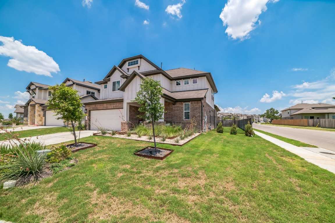 photo 3: 453 Arrowhead Vine Street, Leander TX 78641